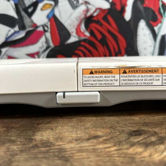 UNTESTED Wii Fit Balance Board ONLY RVL-021 *GREAT CONDITION* *READ CONDITION* - Picture 6 of 16